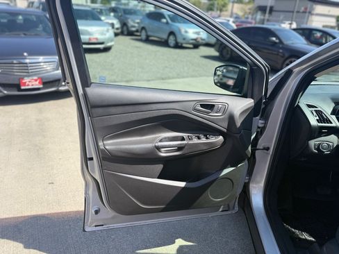 Used 2013 Ford Escape S FWD image 10
