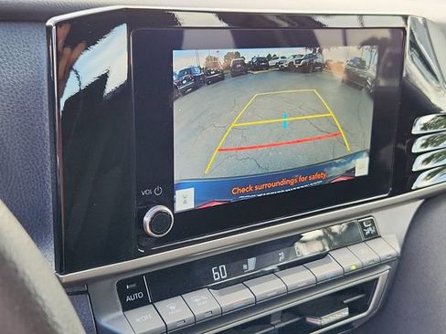Used 2025 Toyota Camry LE FWD image 21