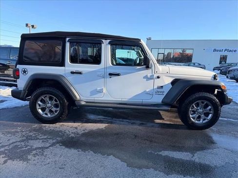 Used 2020 Jeep Wrangler Unlimited Sport image 2