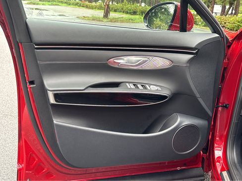 New 2026 Genesis GV70 2.5T image 30