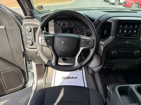 Used 2021 Chevrolet Silverado 1500 Custom w/ Rally Edition image 16