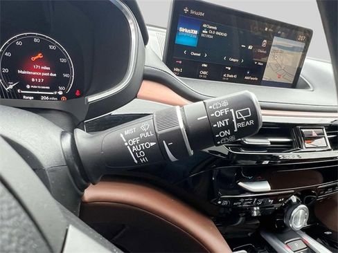 Used 2023 Acura MDX SH-AWD w/ Technology Package image 22