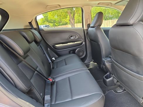 Used 2021 Honda HR-V EX-L image 25