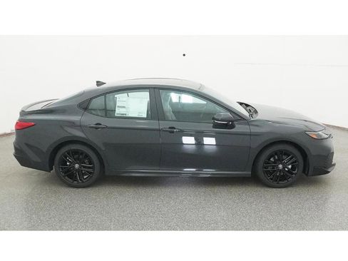 New 2026 Toyota Camry SE image 11