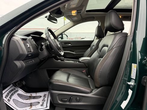 Used 2022 Nissan Pathfinder SL image 10