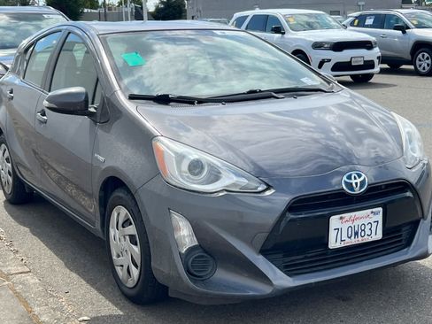 Used 2015 Toyota Prius C Two FWD image 3