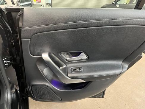 Used 2025 Mercedes-Benz CLA 250 image 13