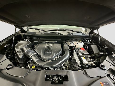 Used 2025 GMC Acadia Elevation image 36