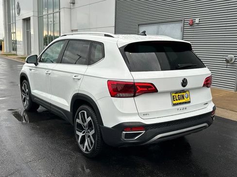 Certified 2023 Volkswagen Taos SEL AWD/4WD image 6