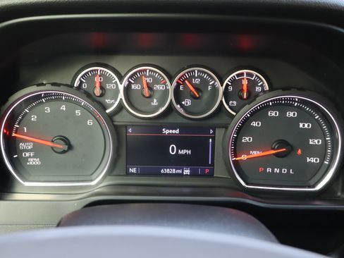 Used 2020 Chevrolet Silverado 1500 LT Trail Boss image 25