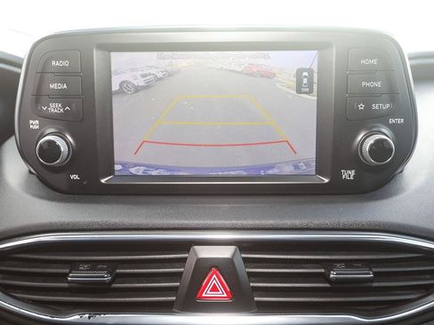 Used 2019 Hyundai Santa Fe SE image 17