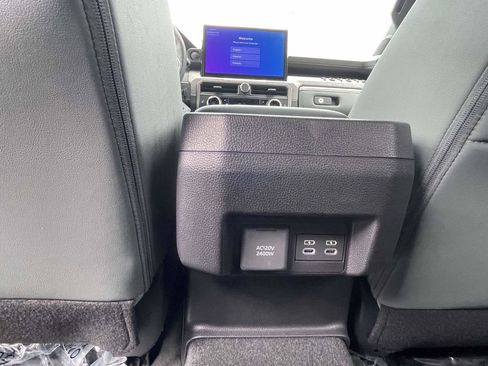 New 2026 Toyota Tacoma 4x4 Double Cab Hybrid image 17