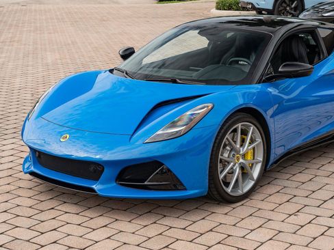 Used 2025 Lotus Emira RWD image 23