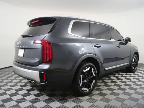 Used 2024 Kia Telluride S w/ S Sunroof Package AWD/4WD image 3