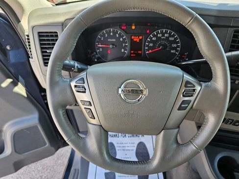 Used 2021 Nissan NV 3500 SL RWD image 12