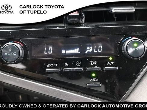 Used 2022 Toyota Camry SE FWD image 27