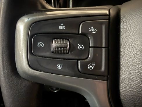 Used 2022 Chevrolet Silverado 1500 RST w/ Z71 Off-Road Package AWD/4WD image 19