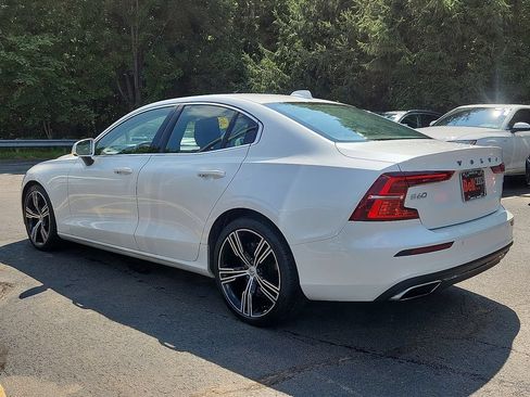 Used 2022 Volvo S60 B5 Inscription w/ Climate Package FWD image 10