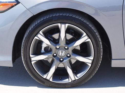 Used 2025 Honda Civic Sport Touring image 4