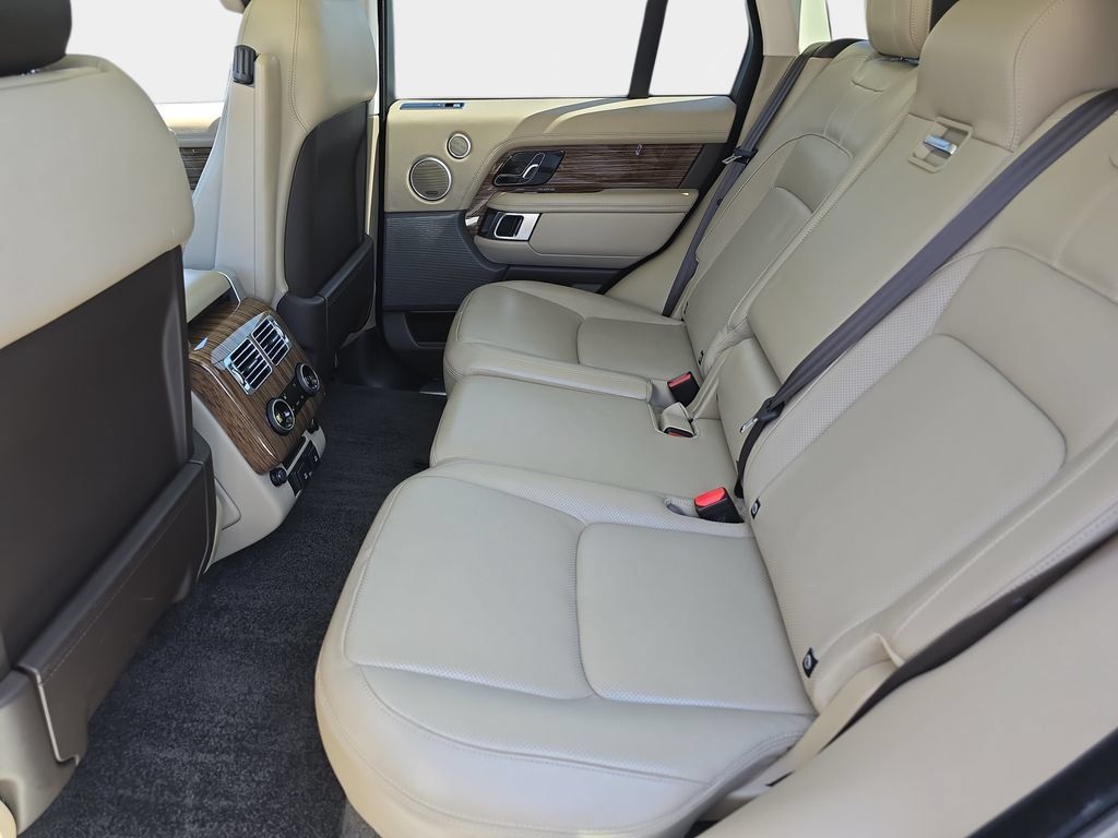 Used 2019 Land Rover Range Rover HSE AWD/4WD image 17