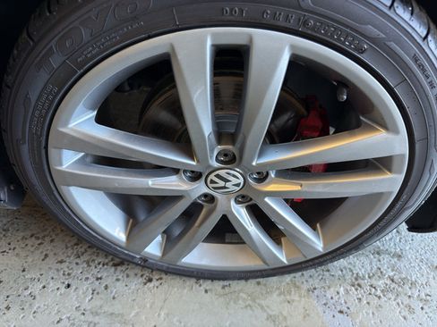 Used 2018 Volkswagen Passat 2.0T R-Line FWD image 35