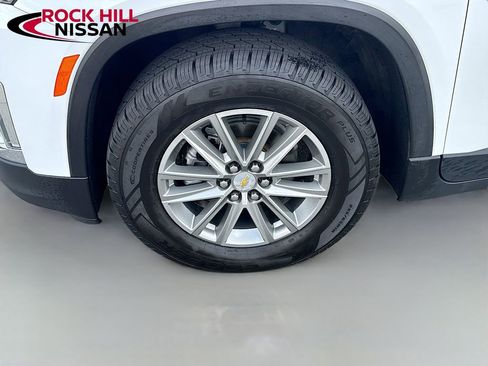 Used 2023 Chevrolet Traverse LT image 26