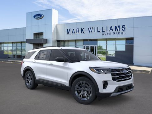 New 2026 Ford Explorer Active w/ Active Comfort Package AWD/4WD image 8