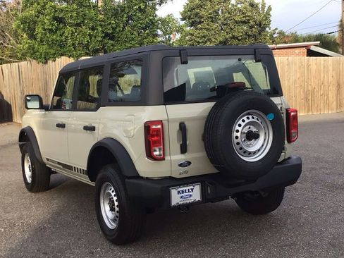 New 2025 Ford Bronco 4-Door AWD/4WD image 7