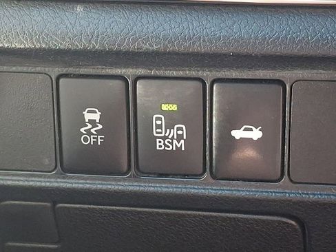 Used 2016 Toyota Avalon XLE Premium FWD image 24