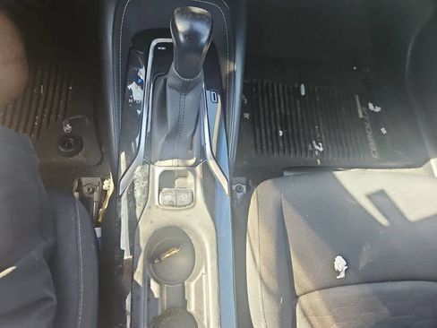 Used 2021 Toyota Corolla SE FWD image 17