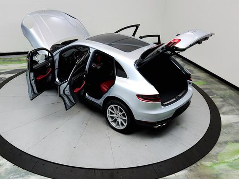 Used 2016 Porsche Macan S AWD/4WD image 40