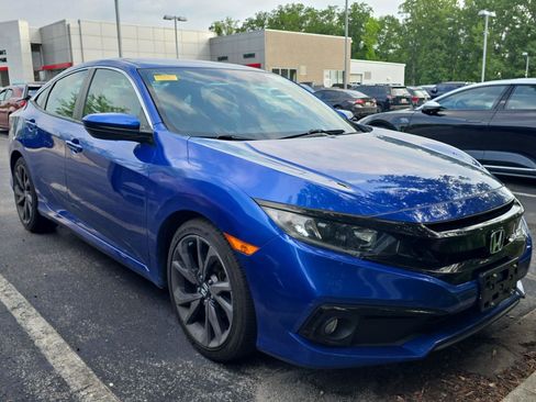 Used 2021 Honda Civic Sport image 1