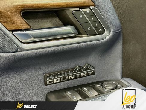 Used 2024 Chevrolet Silverado 1500 High Country AWD/4WD image 21