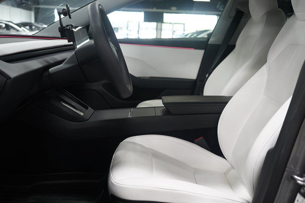 Used 2025 Tesla Model 3 Long Range RWD image 11