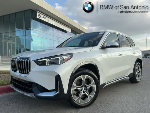 Certified 2025 BMW X1 xDrive28i w/ Convenience Package image 1
