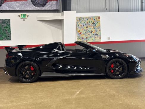 Used 2022 Chevrolet Corvette Stingray Premium Conv w/ Z51 Performance Package RWD image 63
