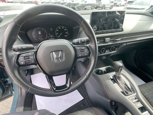 Certified 2025 Honda HR-V Sport image 14
