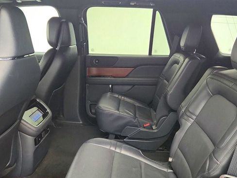 Used 2022 Lincoln Navigator Reserve RWD image 21