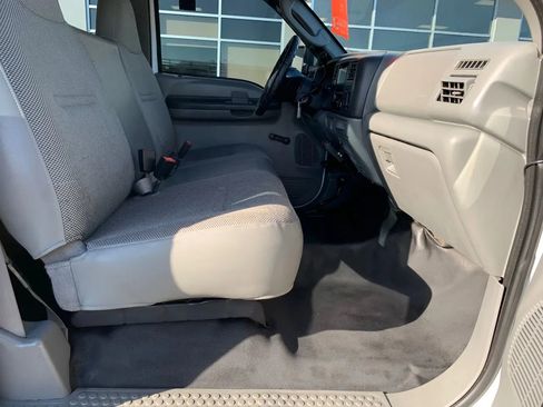 Used 2003 Ford F350 162  W.B. 4D image 26