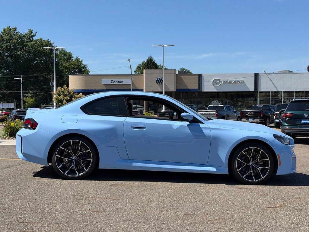 Used 2023 BMW M2 w/ Lighting Package RWD image 6