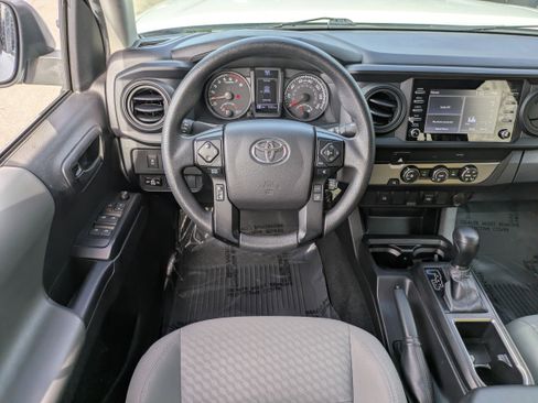 Used 2022 Toyota Tacoma SR image 16