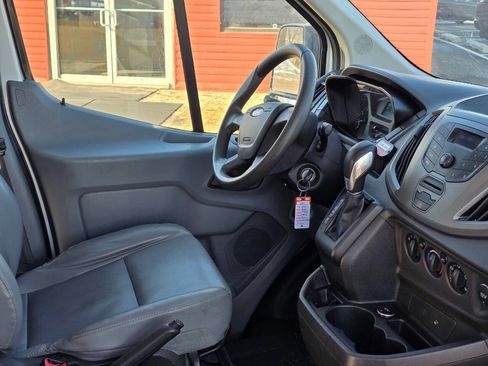 Used 2015 Ford Transit 350 XL image 9