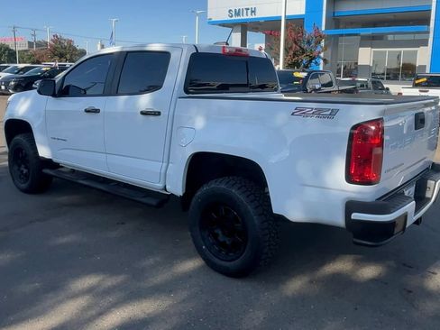 Used 2022 Chevrolet Colorado Z71 w/ Safety Package AWD/4WD image 5