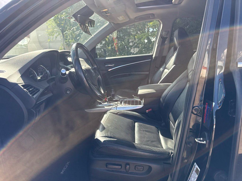 Used 2017 Acura MDX w/ Technology Package FWD image 12