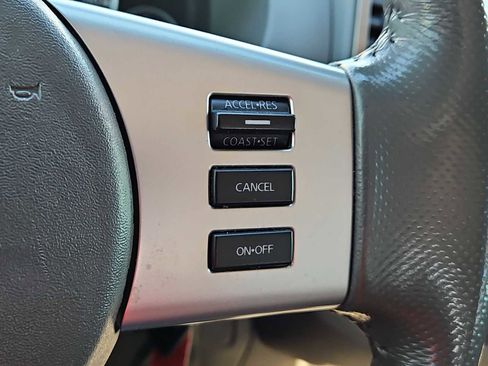 Used 2019 Nissan Frontier SL image 26