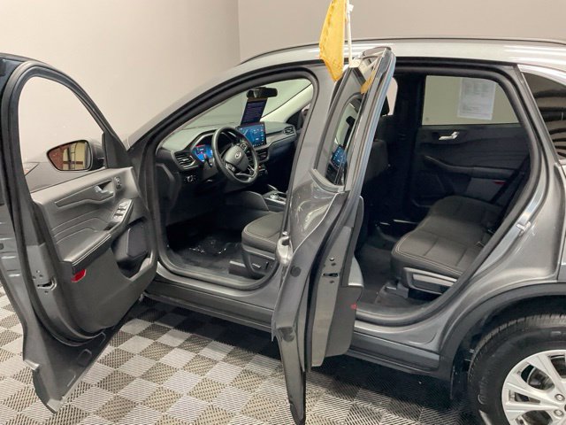 Used 2024 Ford Escape Active w/ Tech Pack #2 AWD/4WD image 13
