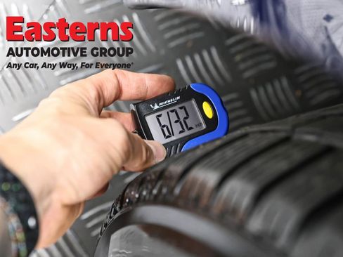 Used 2018 Tesla Model 3 Long Range RWD image 22