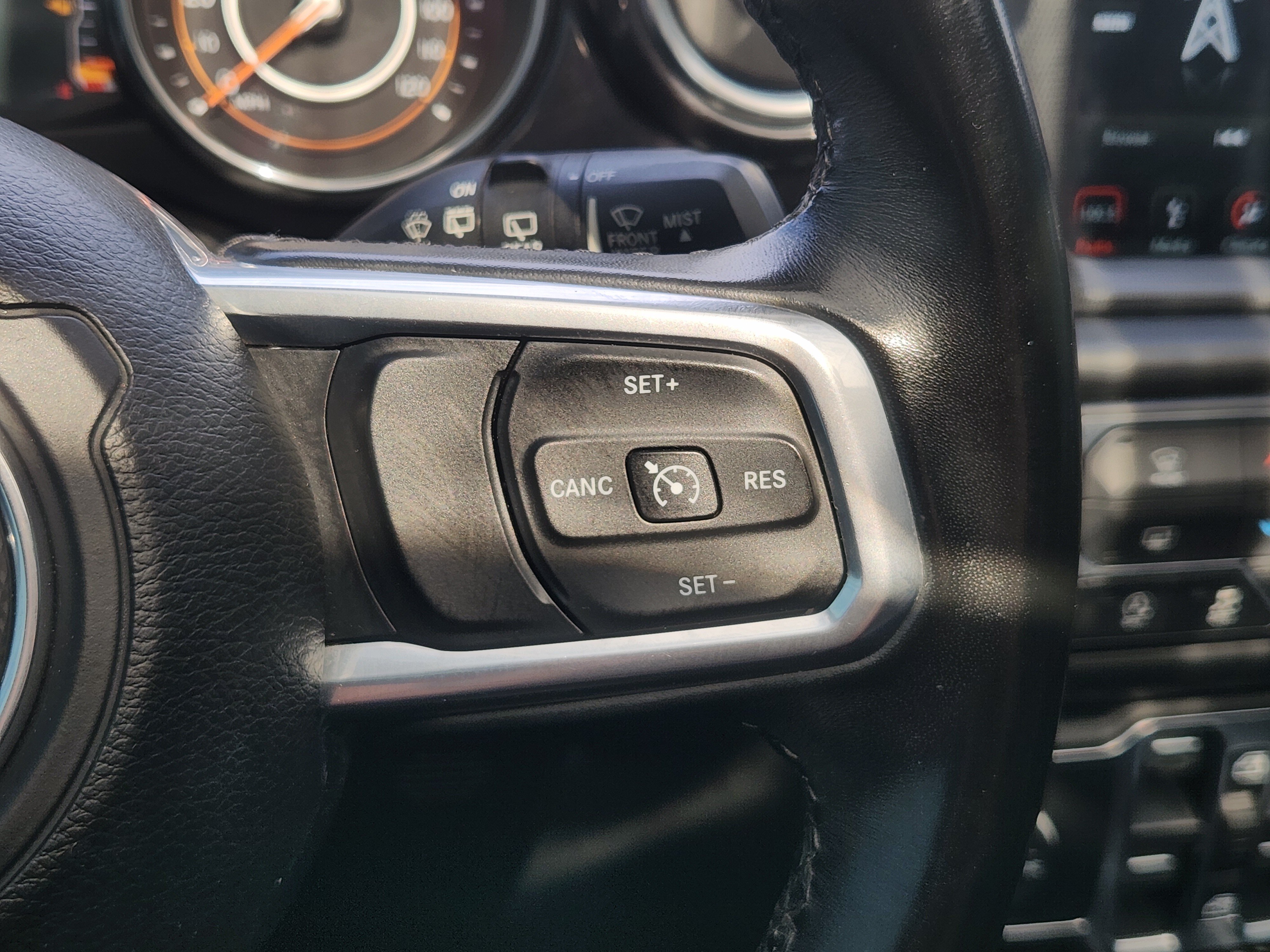 Used 2019 Jeep Wrangler Unlimited Sahara AWD/4WD image 29