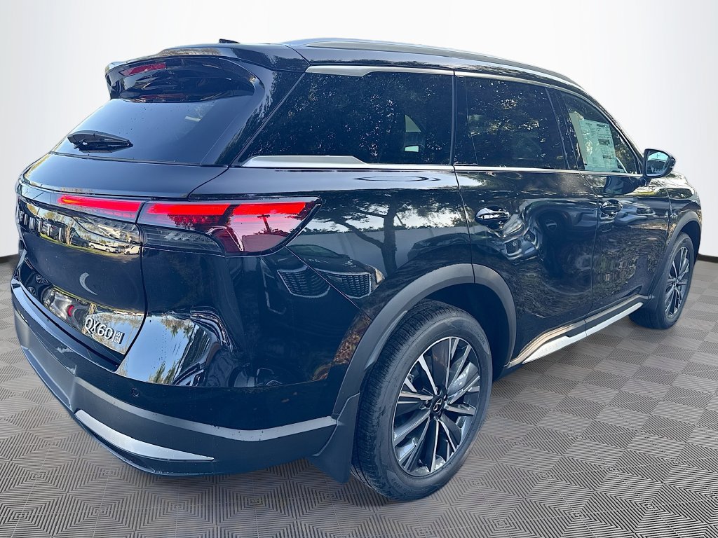 Certified 2026 INFINITI QX60 Luxe w/ Cargo Package AWD/4WD image 6