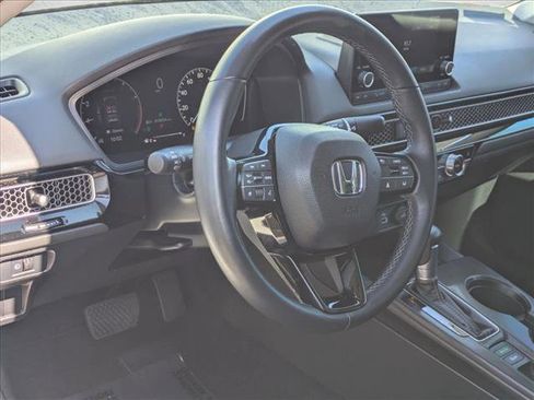 Used 2024 Honda Civic EX image 9